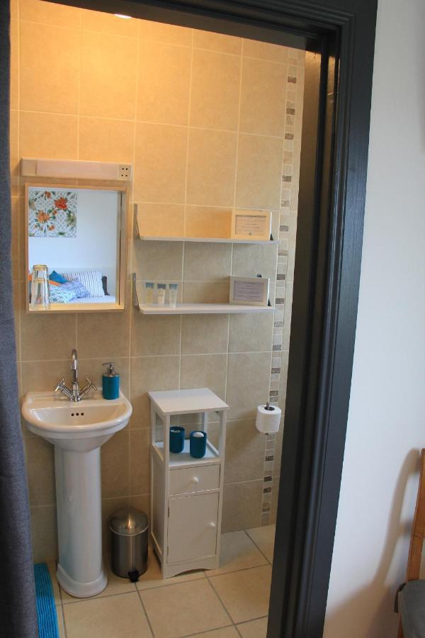 Uisce Beatha House Couette-café